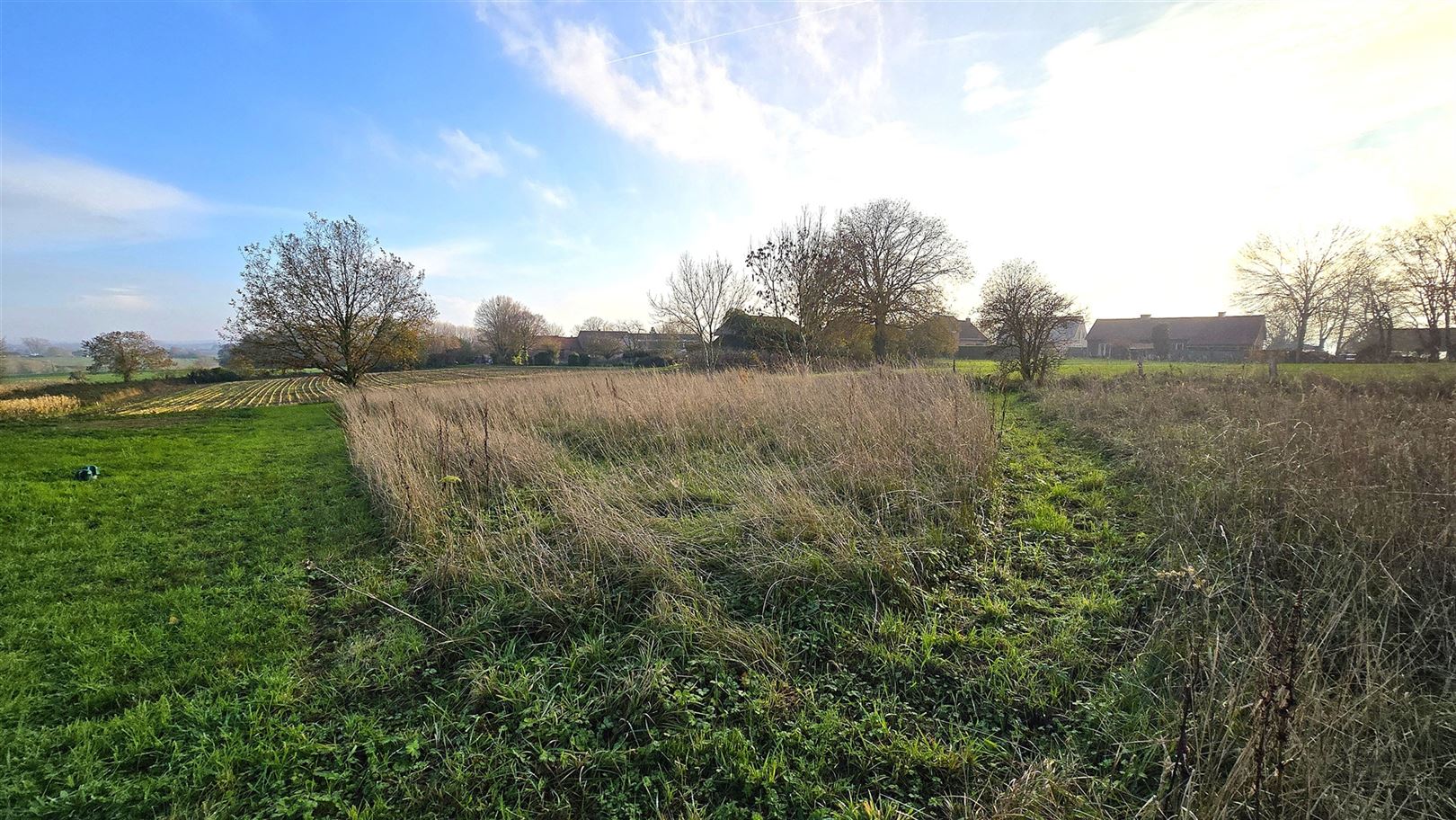 Magnifique terrain à bâtir offrant une vue imprenable - photo 2