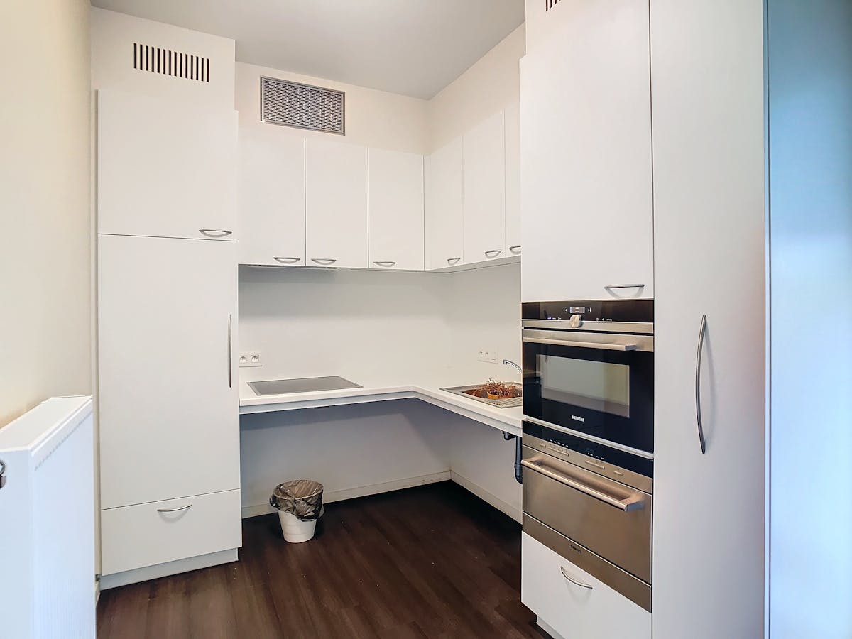 Furnished apartment with spacious terrace for rent in Ypres - photo 5