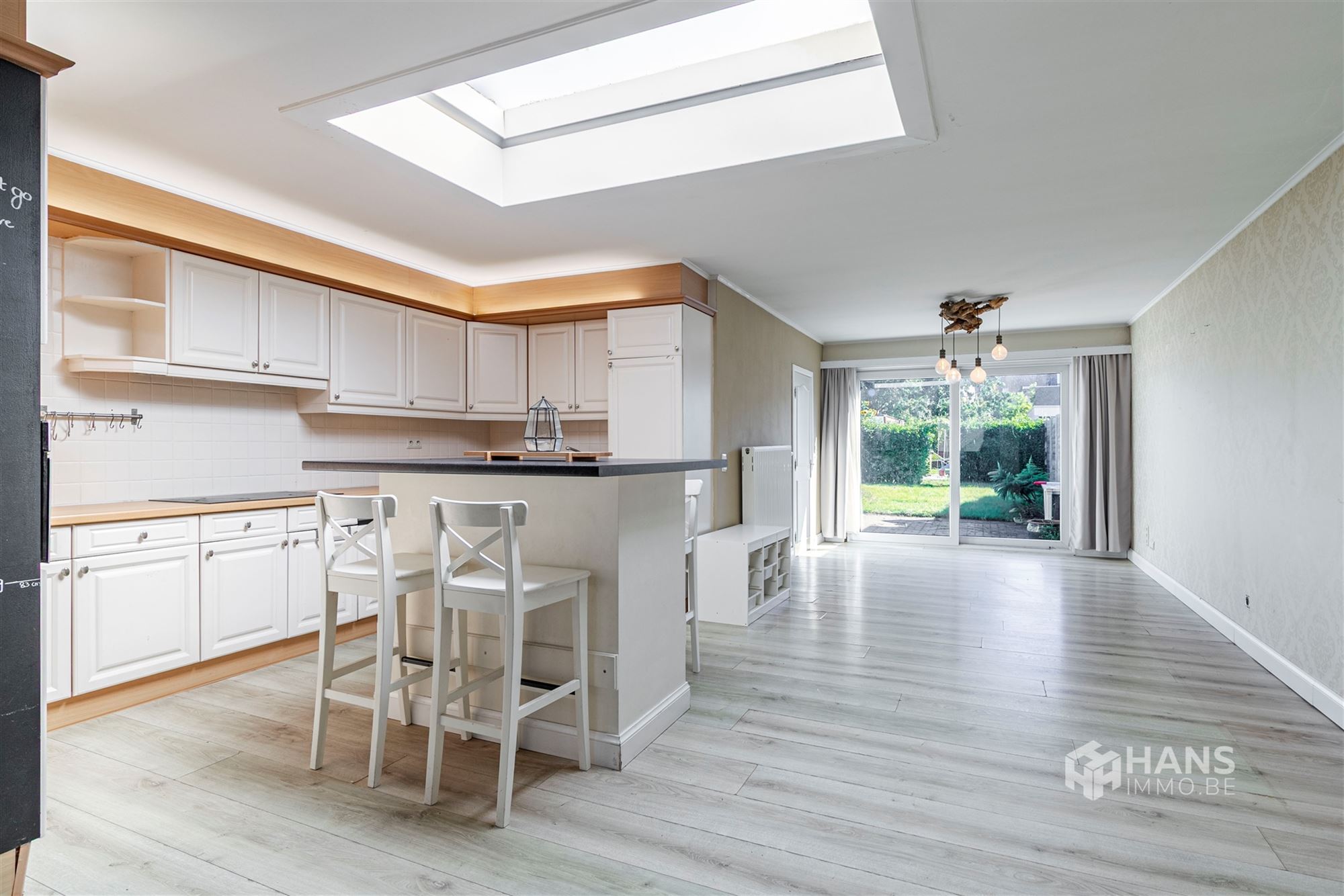 Ruime woning (186 m²) met 5 slaapkamers en tuin (270) m² in Schelle. - foto 5