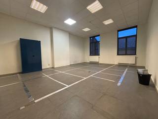 Commercial à louer à Louvain