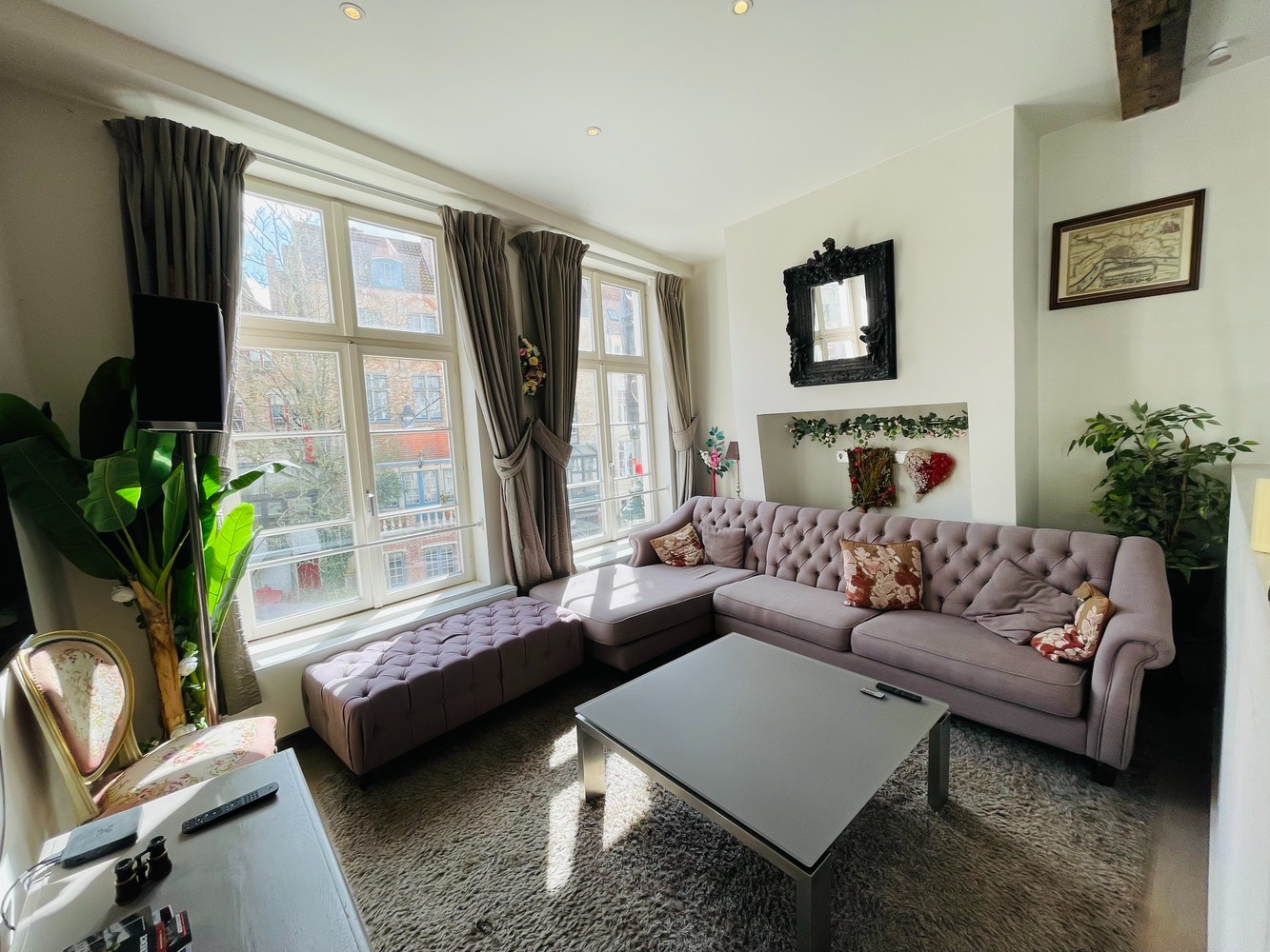 Brugge centrum , op een Idyllische locatie, aan één van de mooiste reien van Brugge, RECENT GERENOVEERD LICHTRIJK GEMEUBELD🪑🛌HOEKHUIS - photo 4