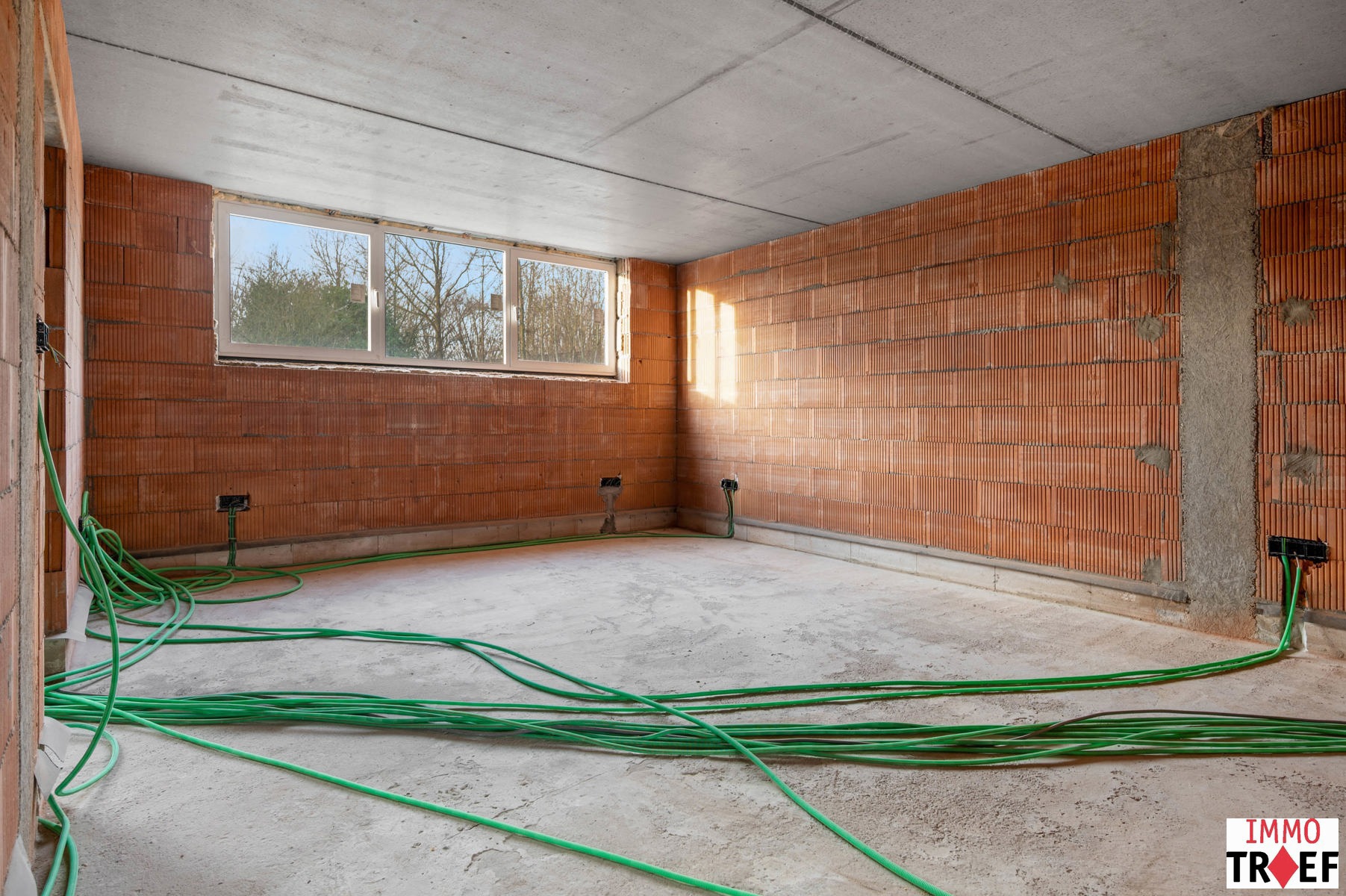 Verder af te werken nieuwbouwwoning op centrale ligging - foto 4