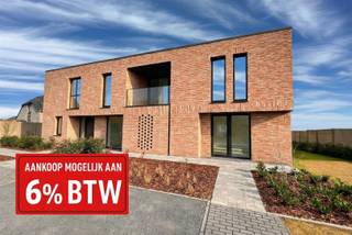 Gelegen in een rustige en landelijke woonomgeving, tussen de dorpskernen van Huldenberg en Loonbeek en vlakbij belangrijke verbindingswegen, zijn...