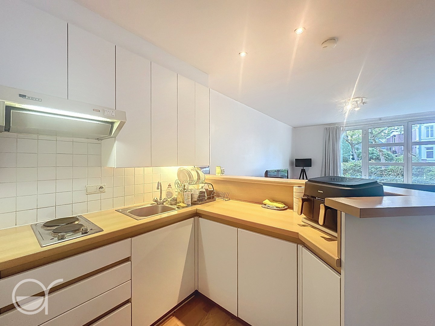 Ongemeubeld één-slaapkamerappartement met garage aan Miljoenenkwartier - foto 3