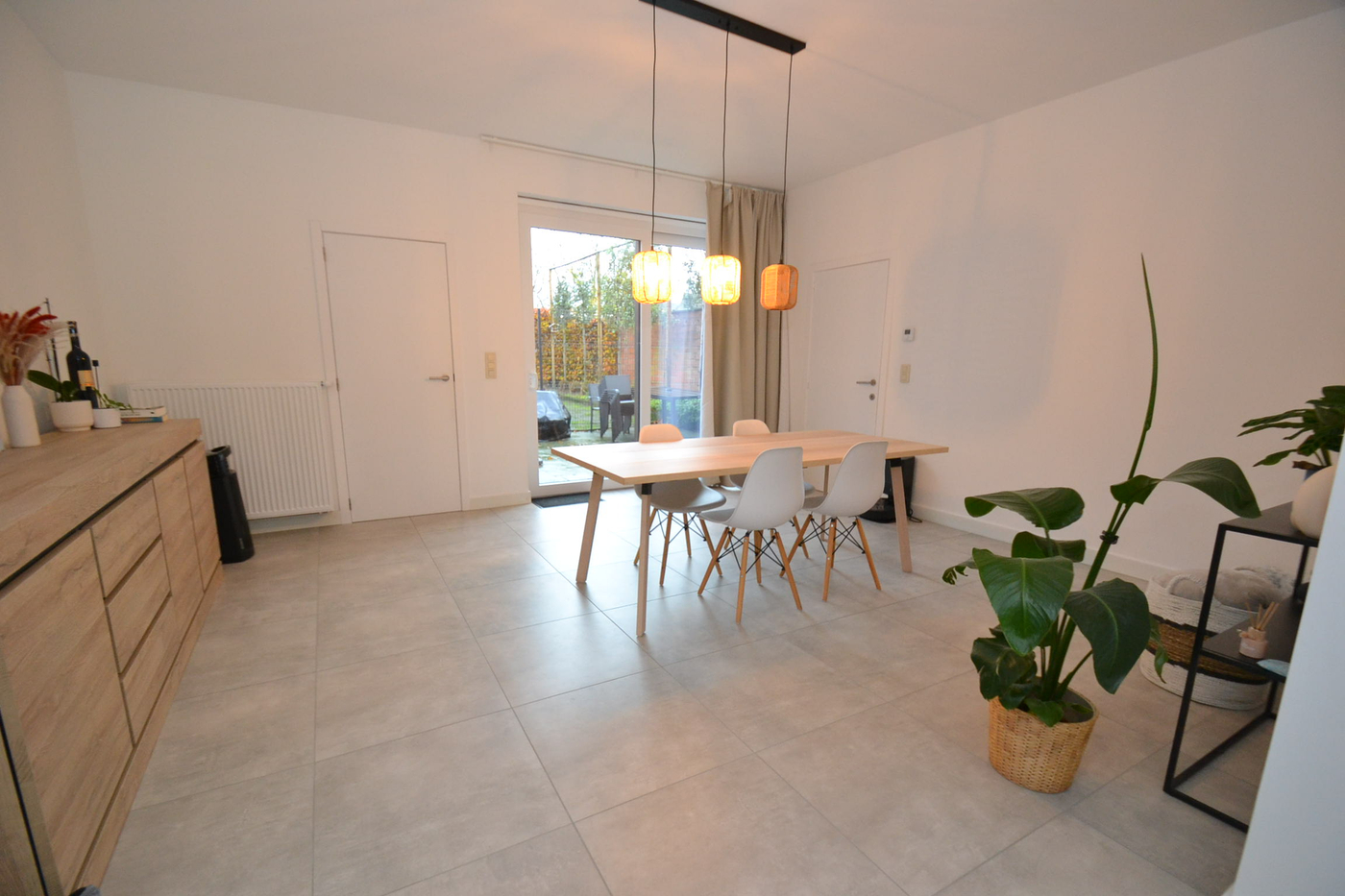 Ruime woning met garage - foto 3