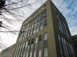 Offices for rent ideally and strategically located next to the Chirec hospital site and the VUB university campus. Immediate proximity to the E411. Numerous facilities in the vicinity and easily accessible by public transport.