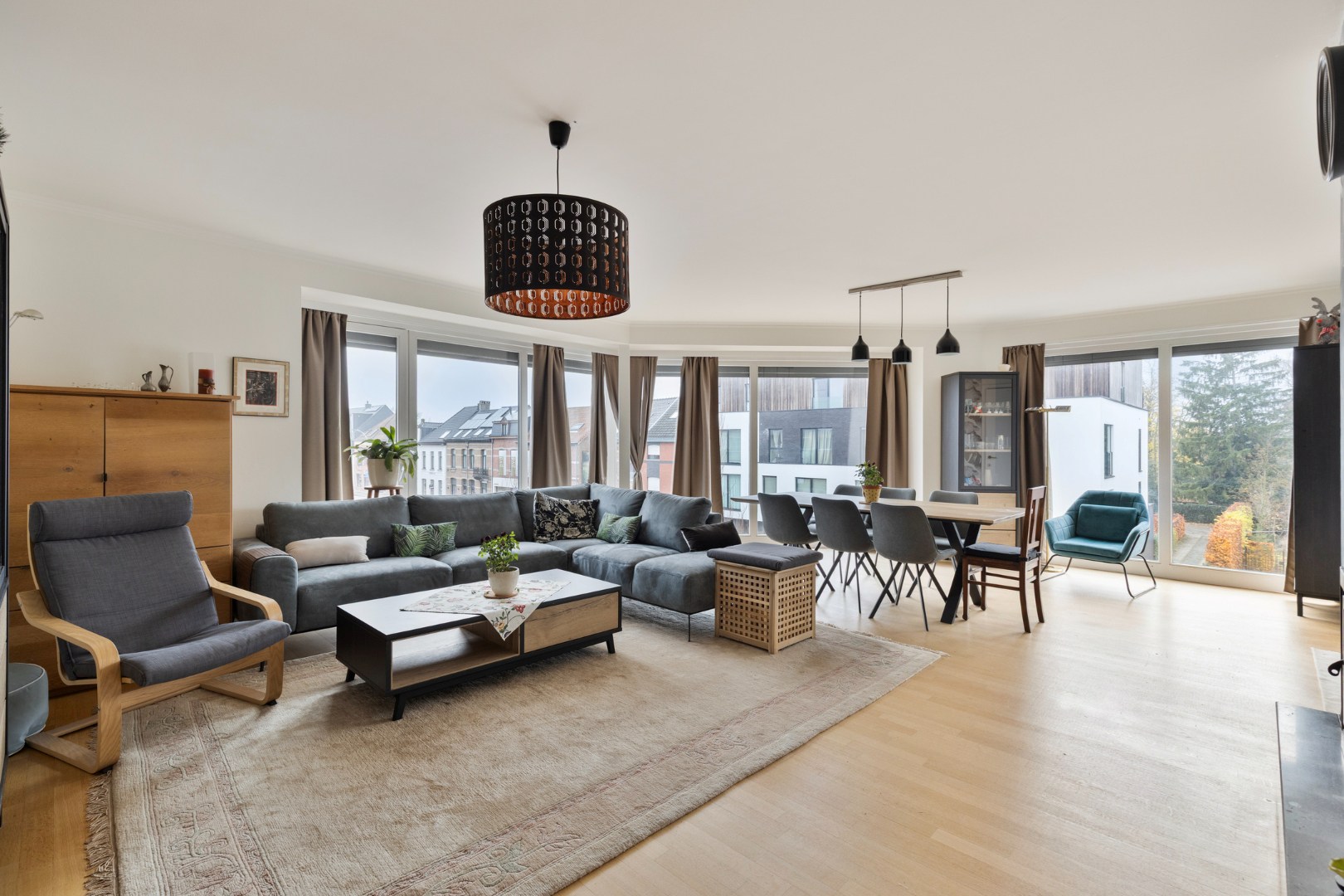 Stijlvol dakappartement met 3 slaapkamers - foto 1