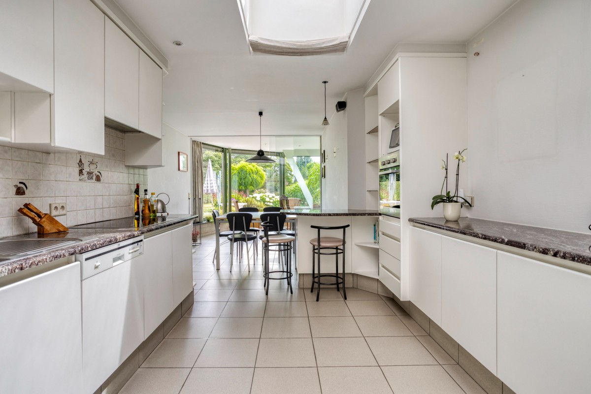 Woning met magazijn en bouwgrond - foto 5