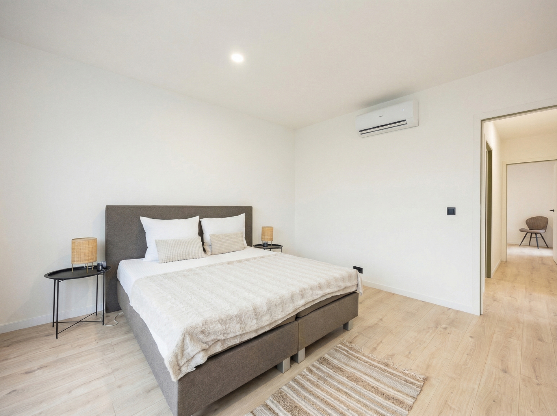 Totaal gerenoveerde woning met 2 slaapkamers te Turnhout! - foto 4