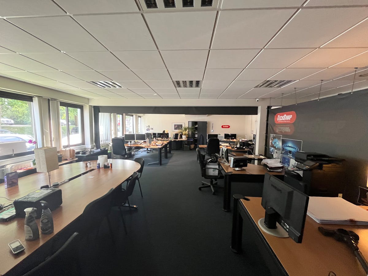 Kantoorruimte met magazijn op toplocatie te huur in Zaventem - foto 1