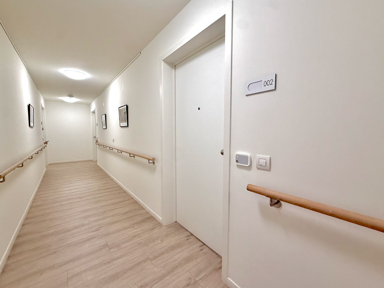 Totaal afgewerkte serviceflat te Lievegem ! - foto 4