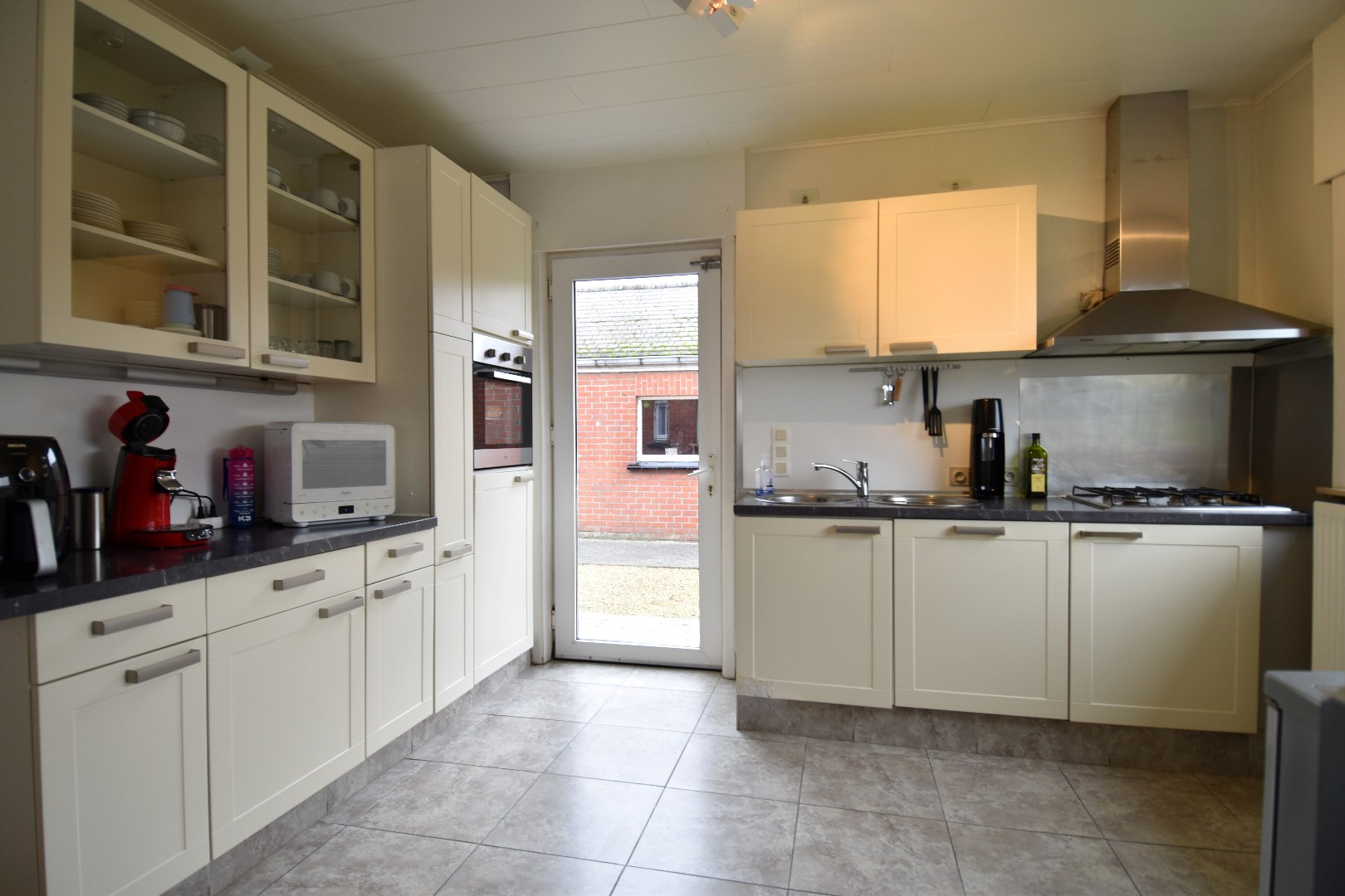 Alleenstaande woning op perceel van 1.062 m² te koop op rustige ligging vlakbij centrum-Gullegem - foto 3