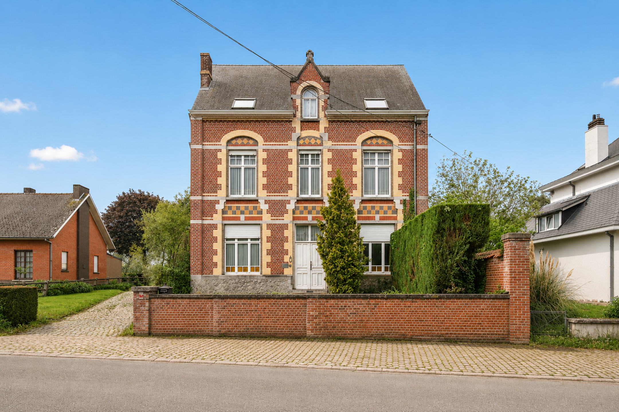 Charmante herenwoning met karakter en mooi potentieel! - foto 2