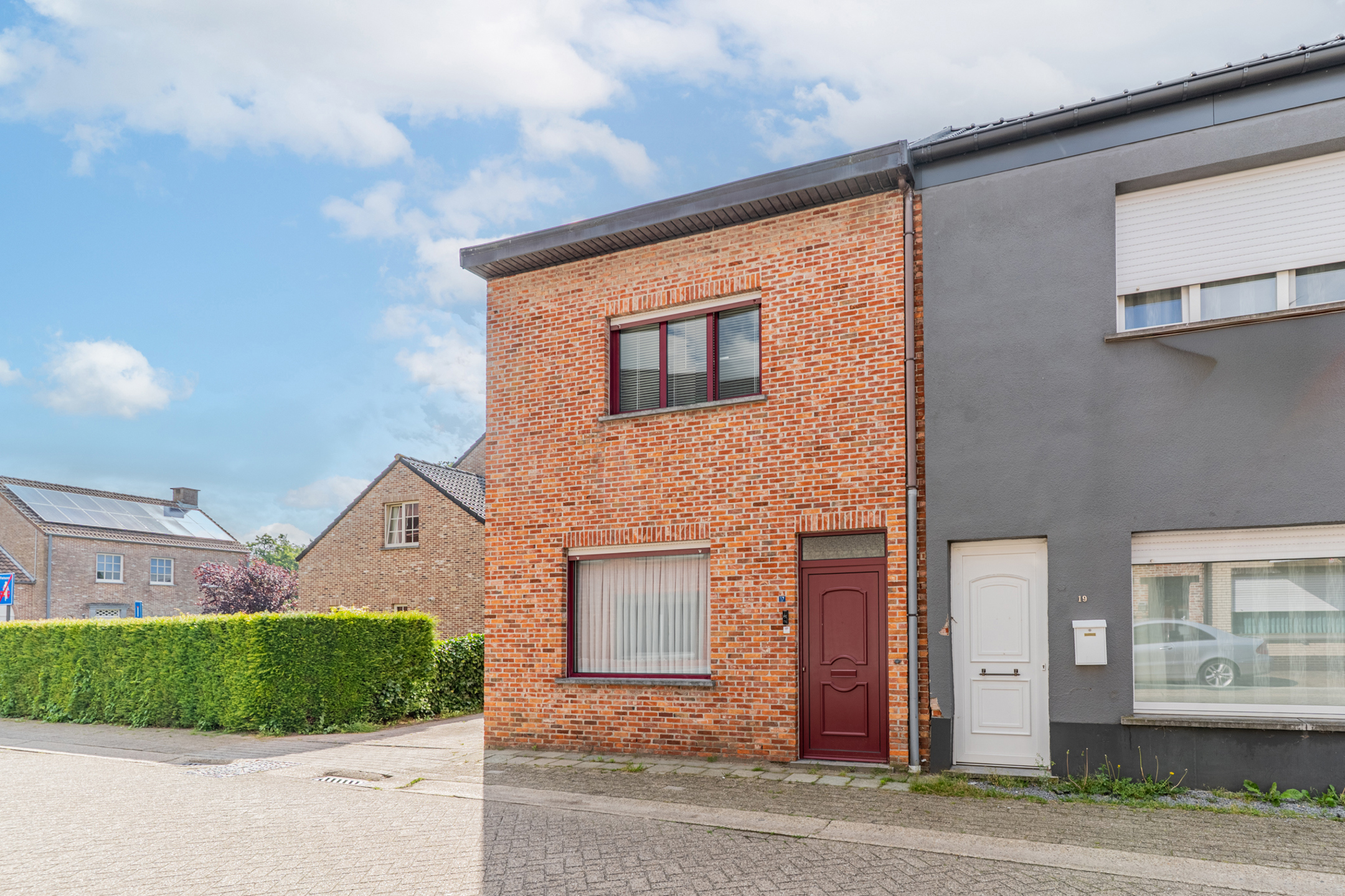 Statige, ruime half-open bebouwing met 3 slaapkamers en garage op 362m² - foto 4