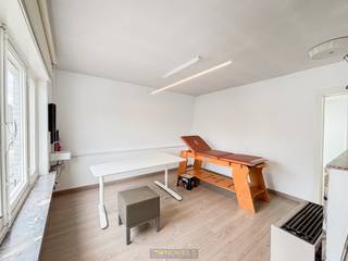 Te huur, commerciële ruimte vlakbij N60 te Oudenaarde Op zoek naar een commerciële en veelzijdige ruimte in de regio Oudenaarde, vlakbij de N60 en...