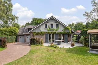 Charmante woning met karakter en ruimtegevoel dichtbij het centrum van Heide, nabij scholen openbaar vervoer en trein.Op zoek naar een charmante...