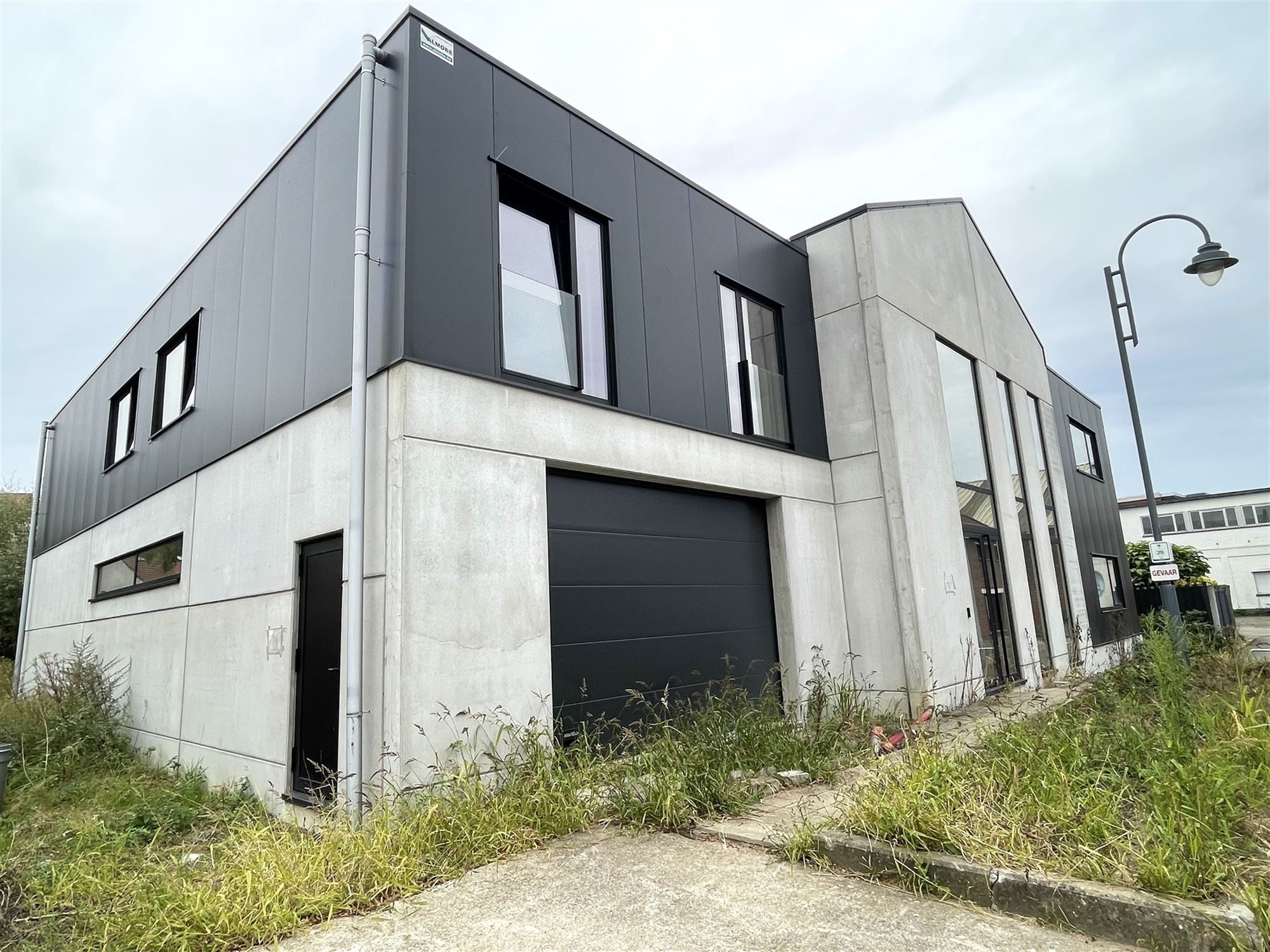 KMO-unit in veelzijdig nieuwbouw bedrijfscomplex - foto 1