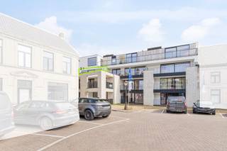 In de kern van de gemeente Handzame (deelgemeente van Kortemark) stellen wij "Residentie 't Plein" aan u voor. Bij een eerste aanblik...