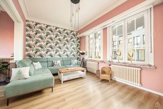 Welcome to this beautiful family home in Berlaar! This spacious and bright home offers everything you desire for a comfortable life. With no less...