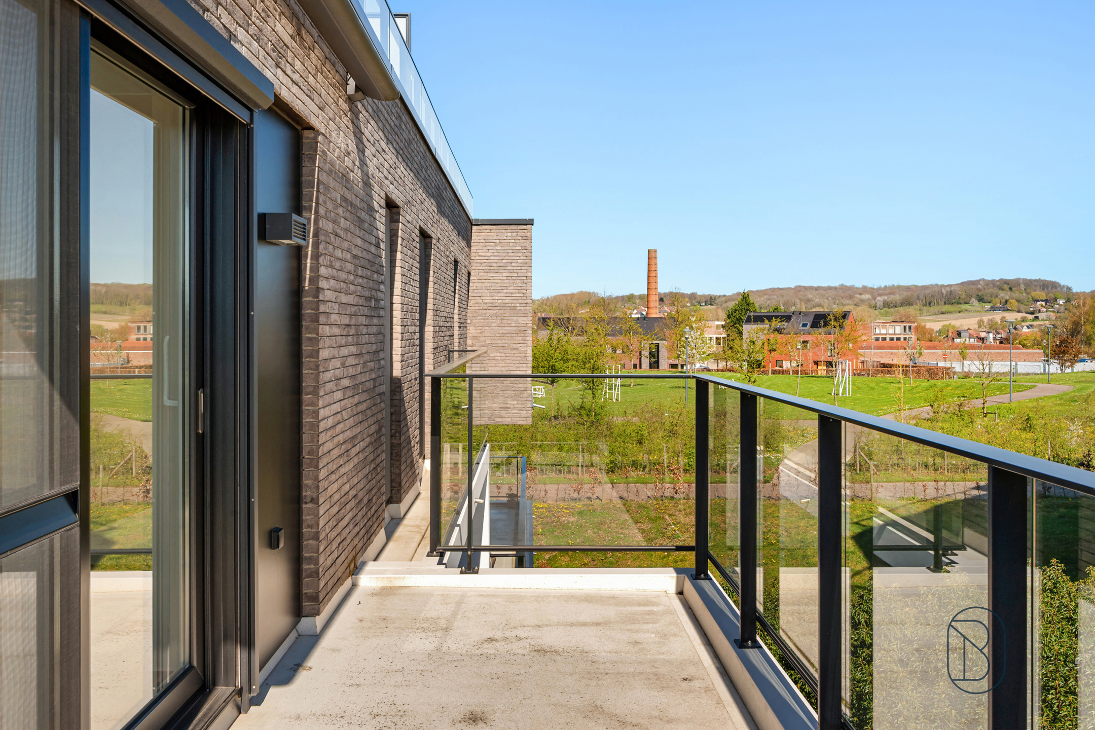 Recent appartement met 2 slk, terras, parking, en garage - foto 5