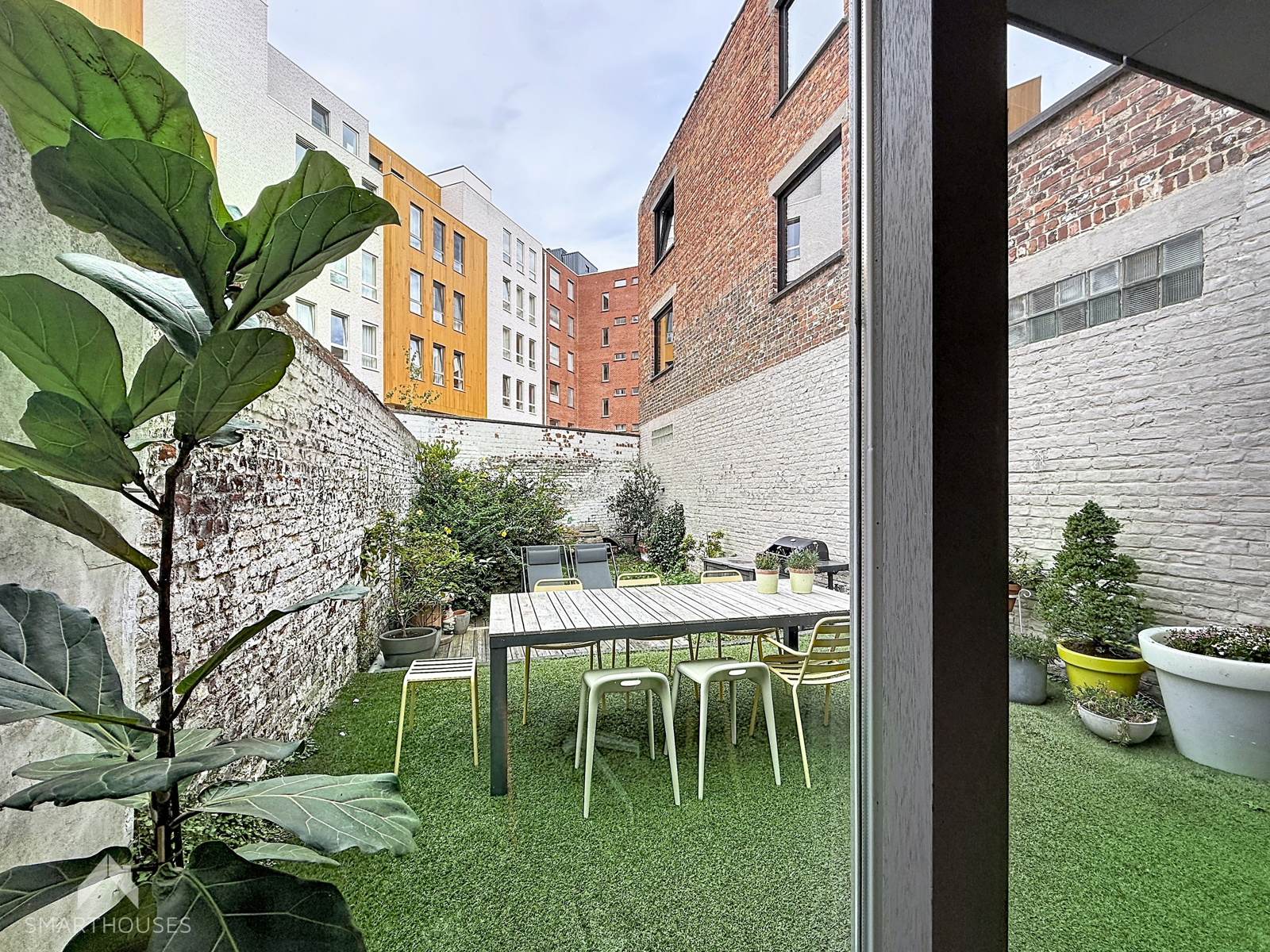 Karaktervol herenhuis met 3 à 4 slpkrs en tuin nabij de Leie - foto 4