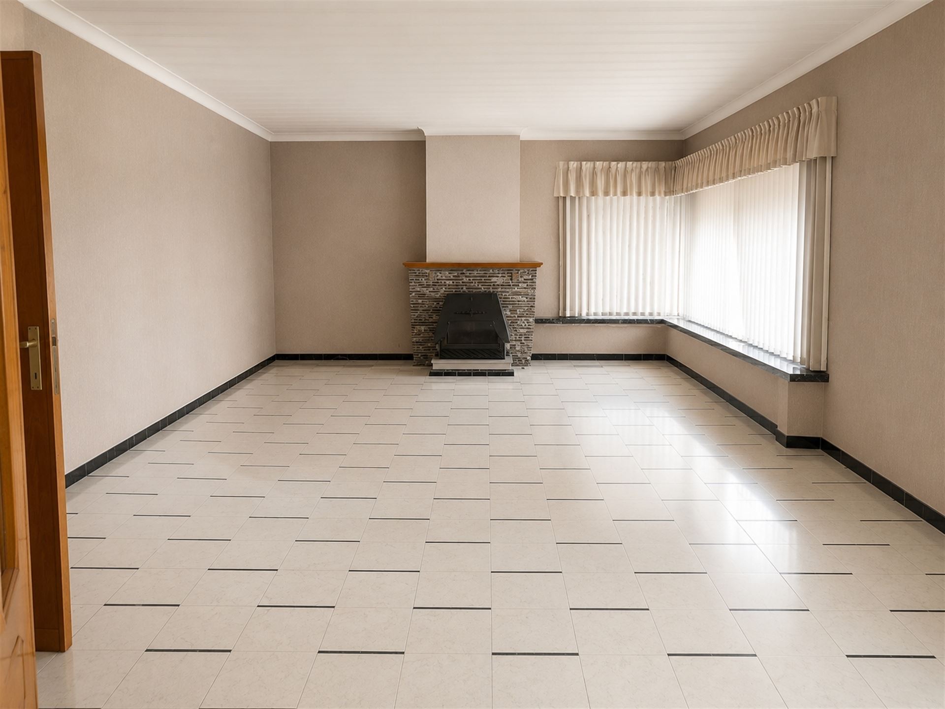 Te renoveren villa op een perceel van 2.059 m²! - foto 4