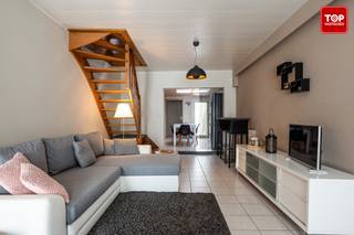 Deze charmante en instapklare woning is perfect voor wie centraal, maar toch rustig wil wonen. Deze woning ligt in een rustige straat in het...
