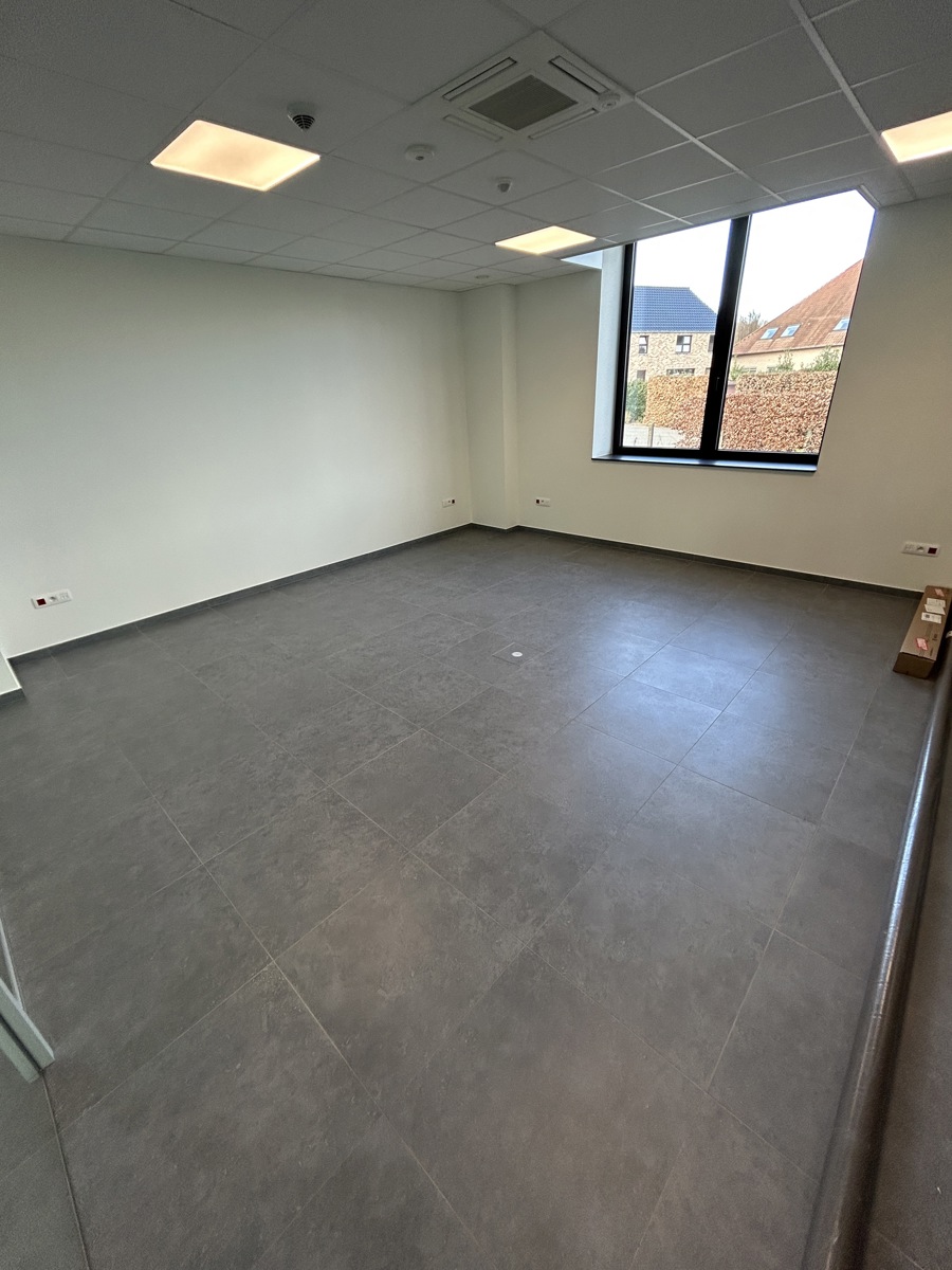 Commercieel te huur in Maaseik - foto 3