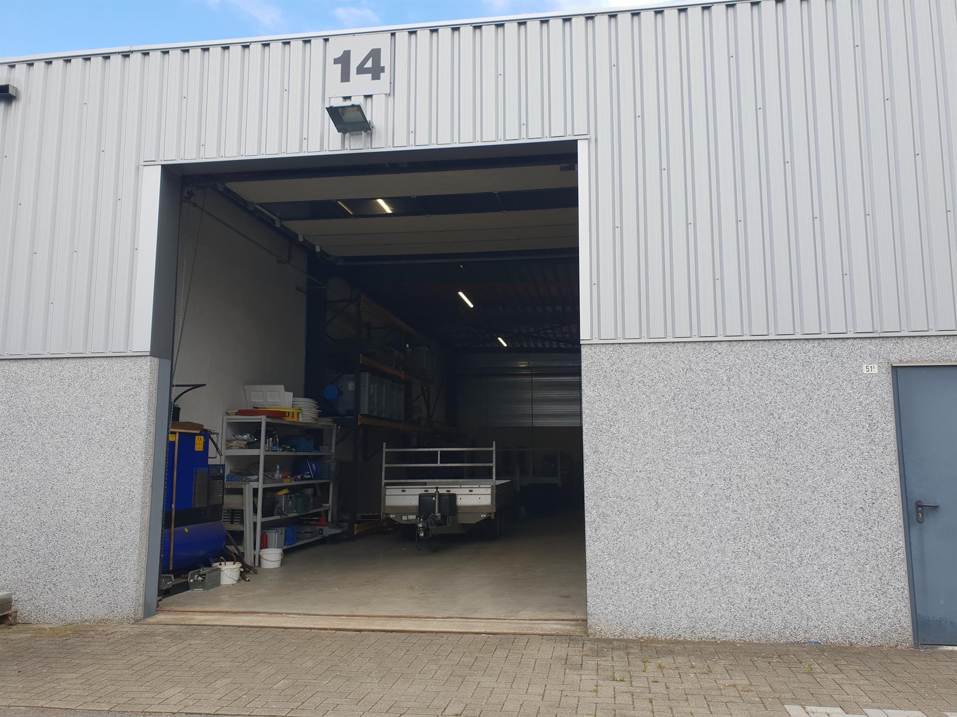 BEDRIJFSHAL  - UNIT 14 -  200 m²  - foto 4