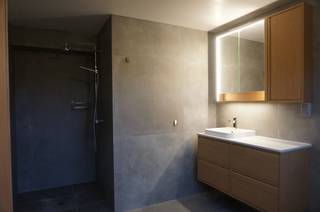 In het landelijke en groene Valenstraat 37 te Paal bevindt zich deze verzorgde gerenoveerde halfopen bebouwing, rustig gelegen in agrarisch...