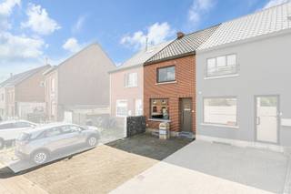 Voor een bezoek bel Saimen: 0470 79 24 20 of mail naar saimen@cornelis-partners.beBen je op zoek naar een gezellige, perfect onderhouden woning met...