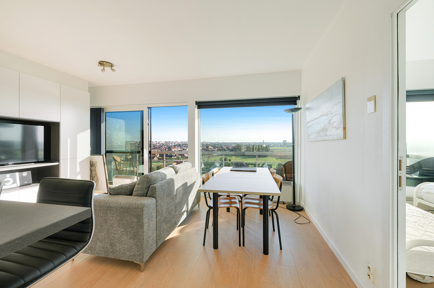 Appartement met open zichten en groot terras - foto 5