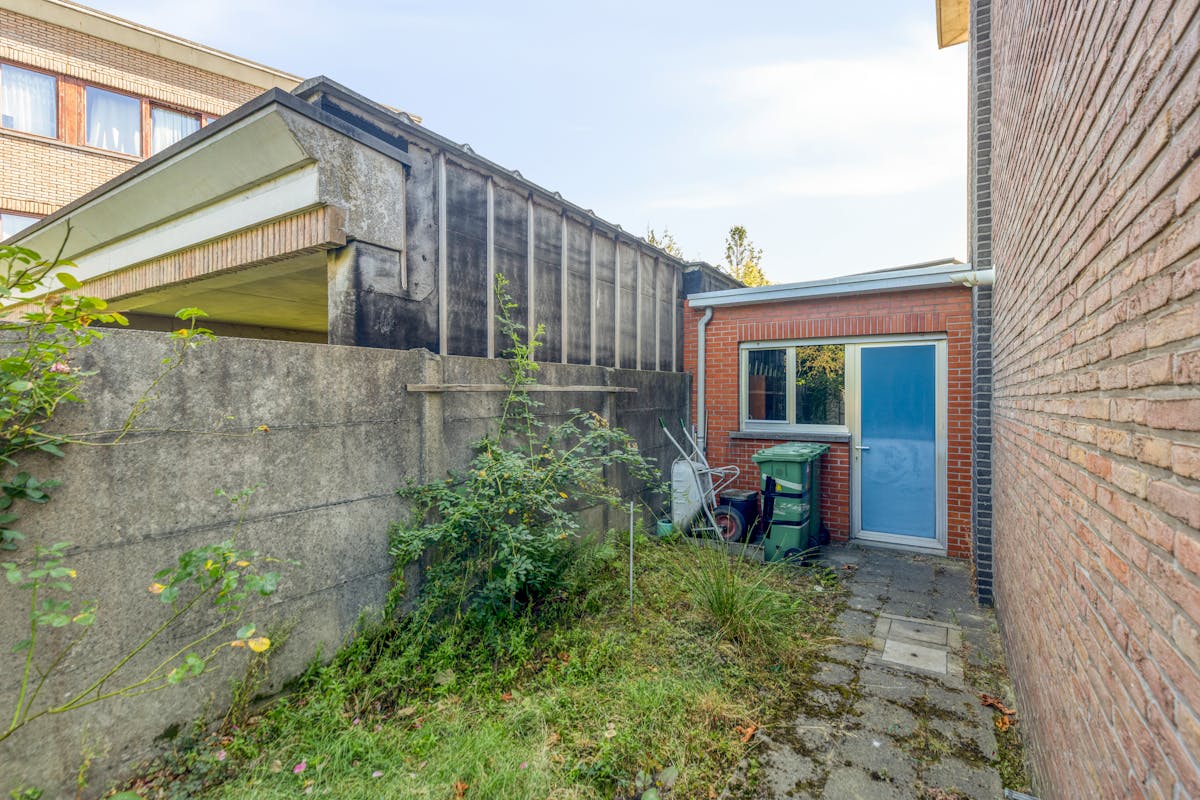 Huis met 3 slaapkamers en 2 garages te koop in Wilrijk  - foto 5