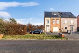 Instapklare woning te Zemst