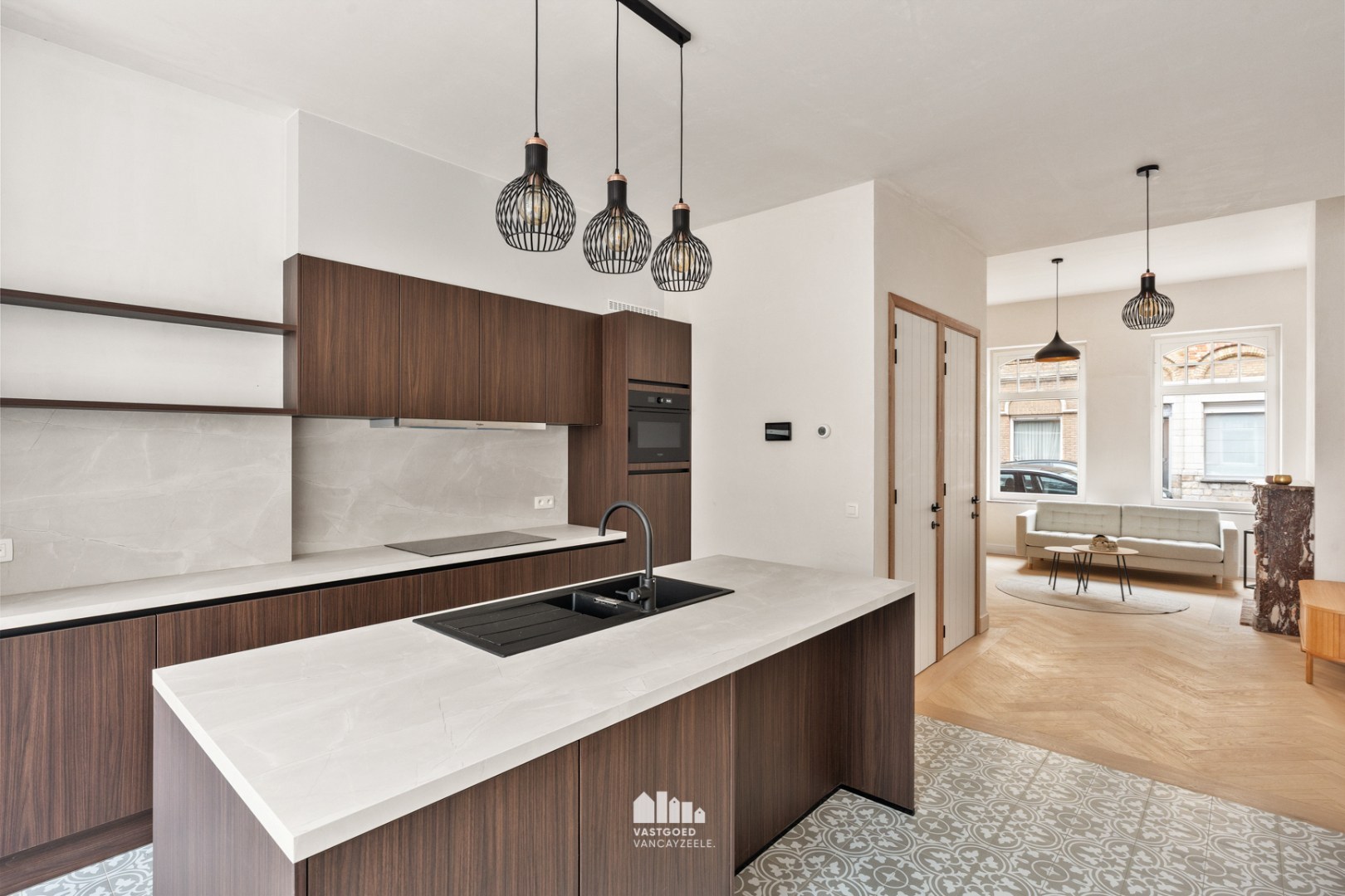 Karaktervolle en volledig gerenoveerde woning op wandelafstand van de Markt in Ieper - foto 1