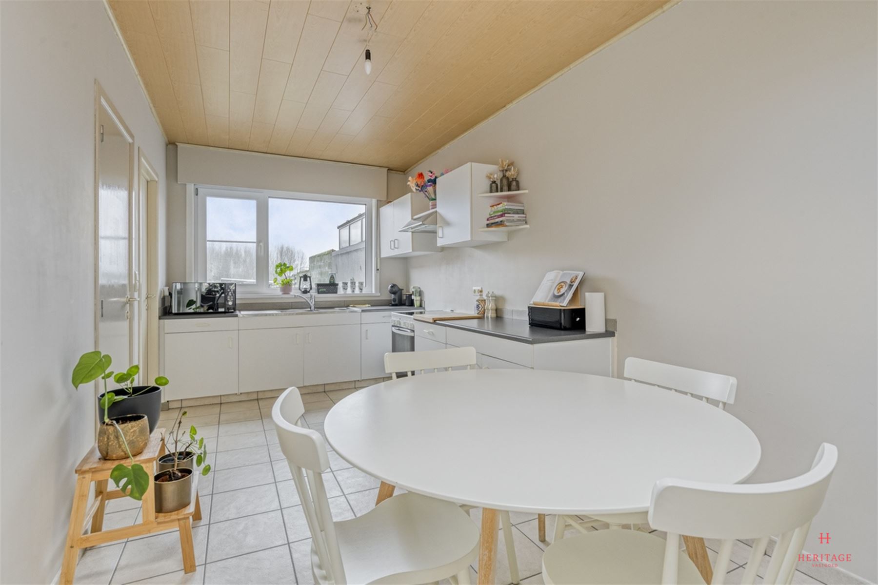 Gezellige gezinswoning met ruime tuin in Deinze - foto 5