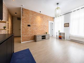 Klinkt een gebouw met vier appartementen met een uitstekend rendement, betrouwbare huurders én correcte betalers als dé ideale opportuniteit voor u? Dan stellen wij u graag deze buitenkans voor, gelegen in vlakbij het historische hart van Antwerpen!<br /><br />Indeling<br />Deze woning bestaat uit vier verdiepingen, waarbij zich op elke verdieping een appartement bevindt. De appartementen zijn elks voorzien van een woonkamer met open keuken, twee slaapkamers, badkamer, toilet en hal. Daarnaast beschikt het gebouw over een kelderverdieping.<br /><br />Ligging<br />Het eigendom geniet van een uitstekende ligging en bevindt zich op slechts een steenworp van het Centraal Station, alsook de Zoo van Antwerpen. Verder vindt u in de nabije omgeving van het gebouw verschillende winkels, alsook de haltes van het openbaar vervoer.<br />Op slechts een wandelafstand bevindt u zich in het historisch hart van Antwerpen, waar u kan genieten van alle geneugten die ’t Stad te bieden heeft!<br /><br />Verder informeren we u graag dat het statusrapport voor dit eigendom het volgende vermeldt:<br />"De onderzochte stukken staven het bestaan van 4 wooneenheden van voor de eerste inwerkingtreding van het Gewestplan Antwerpen. Het bestaande aantal woonentiteiten (4) is voldoende bewezen.".<br /><br />Het eigendom bezit over vier EPC's:<br />Gelijkvloers: 294kWh/m² jaar (energielabel C) - 202600713-0003916118-RES-1<br />Eerste verdieping: 161kWh/m² jaar (energielabel B) - 202600713-0003806143-RES-1<br />Tweede verdieping: 148kWh/m² jaar (energielabel B) - 202600713-0003916116-RES-1<br />Derde verdieping: 315kWh/m² jaar (energielabel D) - 202600713-0003916109-RES-1<br /><br />Dit eigendom bezit overigens een uitstekend rendement van 5,69% én krijgt u vier huurders die zeer correct en betrouwbaar zijn!<br /><br />Klinkt dit als een ideaal opportuniteit voor u? Bel dan snel naar One vastgoed via 03 360 85 30!”