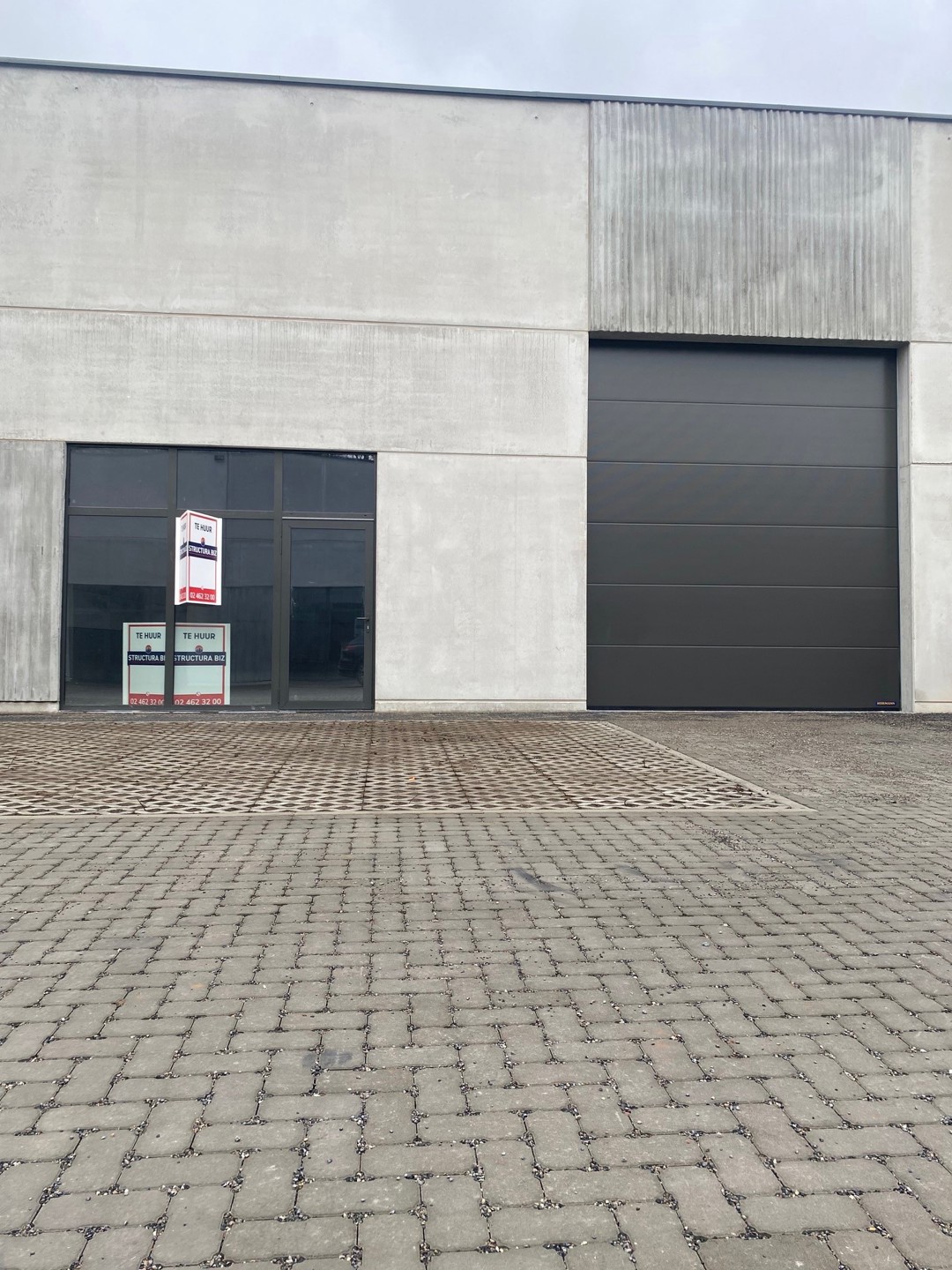 TE HUUR – Nieuwbouw KMO-unit met 3 parkeerplaatsen - foto 4