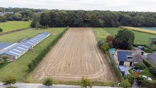 Op zoek naar een uitzonderlijke locatie om je woondroom te realiseren? Ontdek dit prachtig gelegen perceel bouwgrond in de Poelkapellestraat 23D...