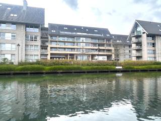 Roeselare - Luxe appartement met 3 slaapkamers en prachtig uitzicht te koop.Appartement is gelegen aan de Kleine Bassin met een zeer rustige ligging...