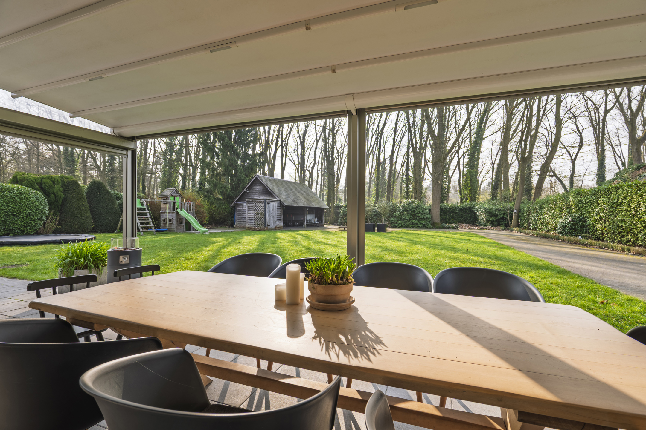 Instapklare gelijkvloerse villa op toplocatie (ca. 2.028 m²) - foto 4