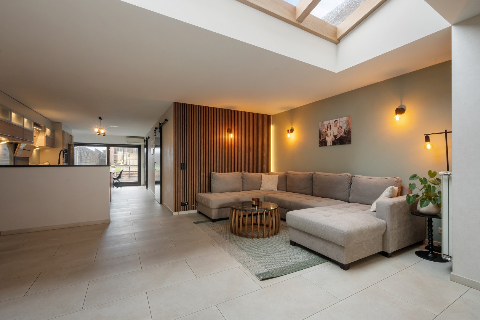 Ready-to-move-in house with 3 bedrooms and a backyard tiny house in Geluwe. - photo 4