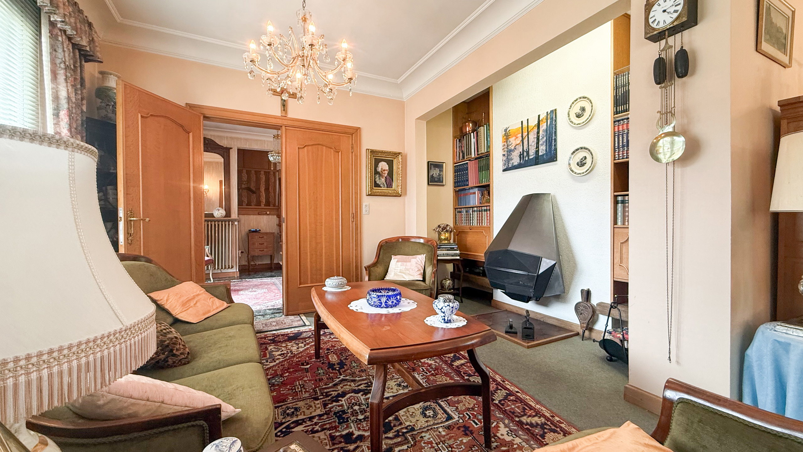 Ruime woning met 4 slaapkamers en aangename tuin! - foto 4