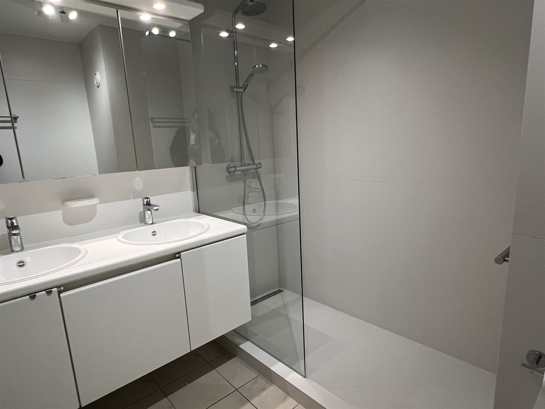 Apartment for rent in Ronse with 3 bedrooms - photo 4