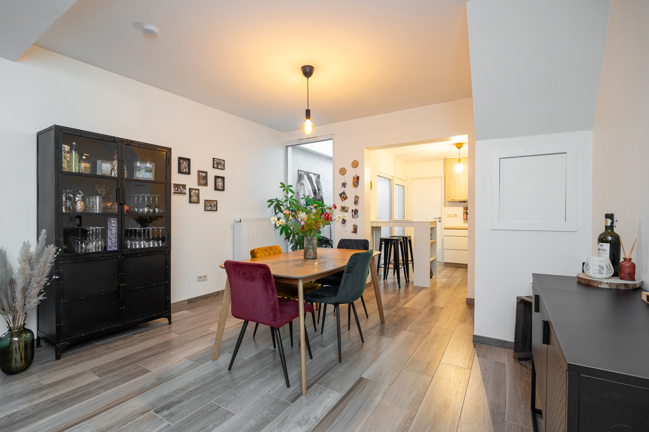 INSTAPKLARE GEZINSWONING MET 3 SLPKS EN TUIN IN HET CENTRUM VAN HAMME - foto 5