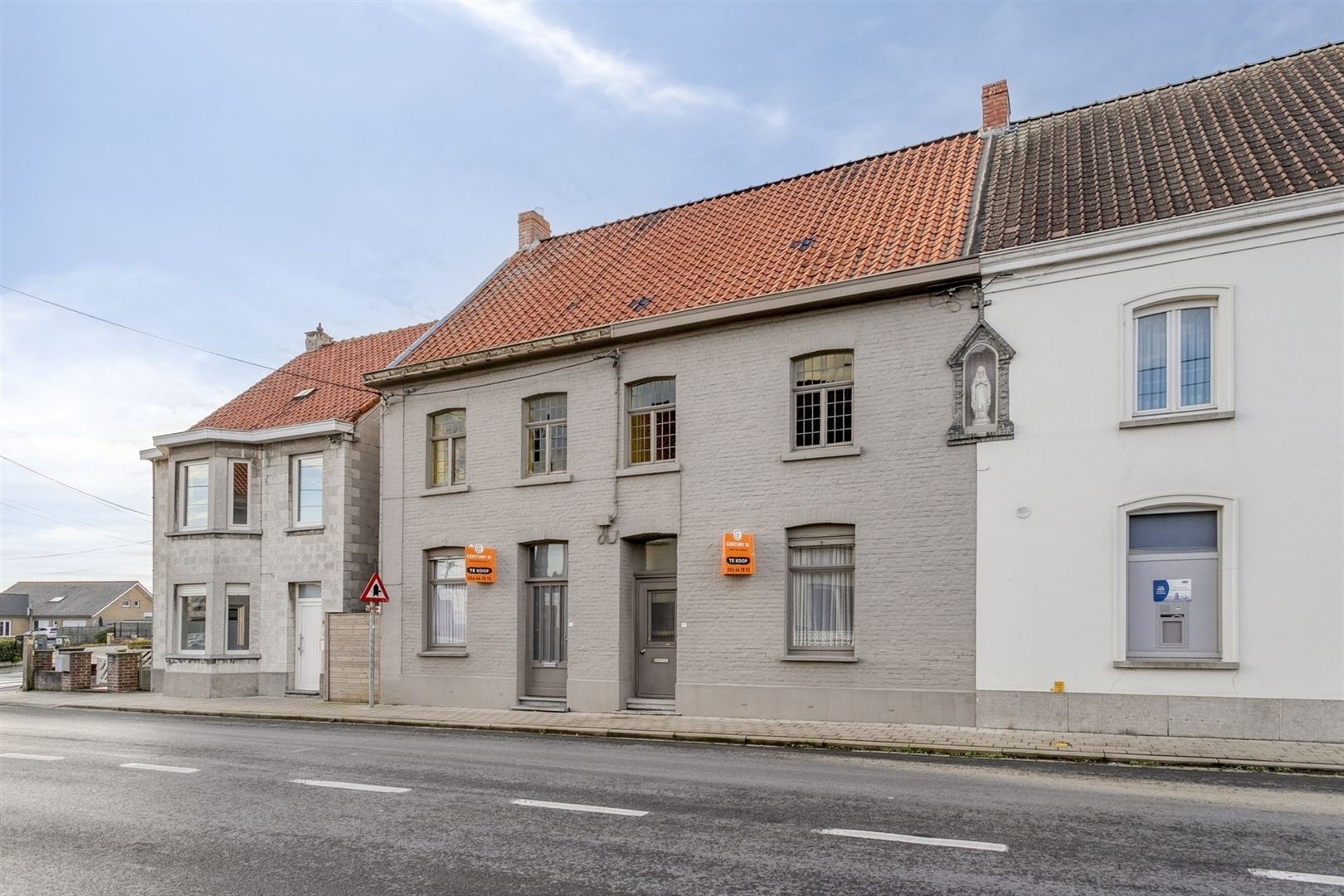 Lot van 2 renovatiepanden met uitweg en 2 garages - foto 5