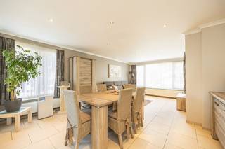 APPARTEMENT CLÉ EN MAIN DE 3 CHAMBRES À COUCHER AVEC TERRASSE, GARAGE ET PLACE DE PARKING À DEURNE (ANVERS)Découvrez cet appartement soigné et prêt à...