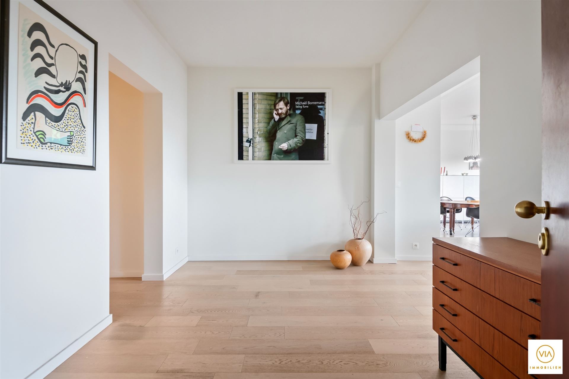 Riant Appartement met 4 grote SLk en 2 grote badk - foto 3