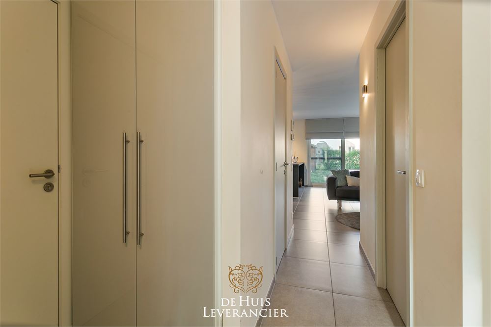 Luxe gelijkvloersappartement met 2 slpks, tuin en staanplaats te huur in Kontich - foto 4