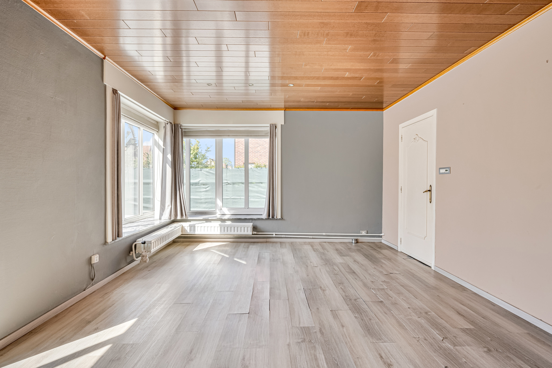 Merelbeke centrum: woning met vernieuwd dak, garage en tuin - foto 5
